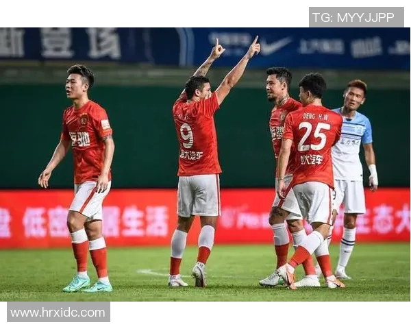 恒大与香港东方对决引发的争议与反思:足球背后的商业与文化冲突 恒大与香港东方对决引发的争议与反思:足球背后的商业与文化冲突